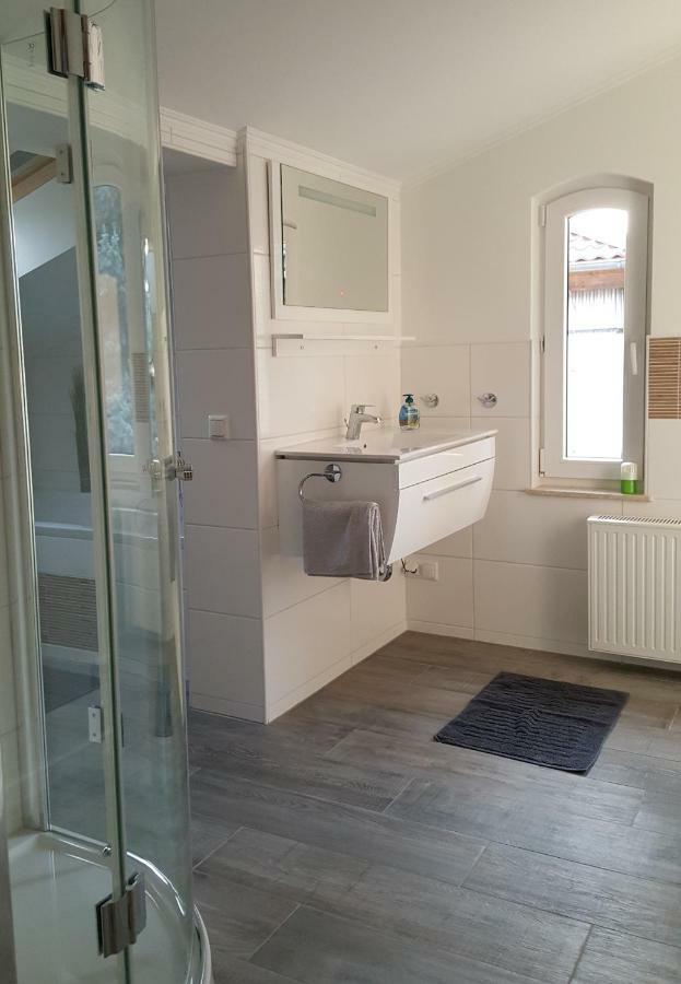 Ferienwohnung "Burgblick" An der Schmucke Exterior foto